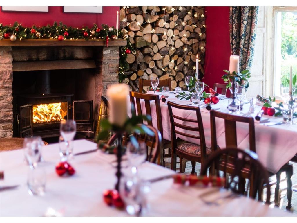 The Oakhill Inn Екстер'єр фото